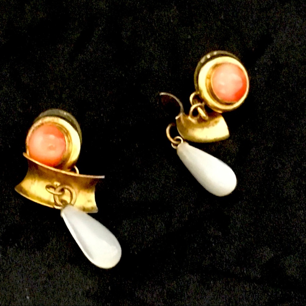 Pearl Drop Earrings
